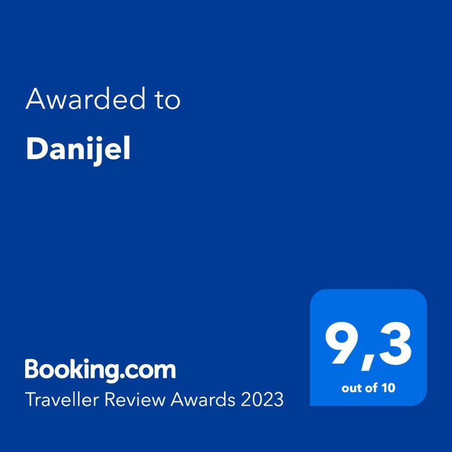 Danijel Apartment โนวีวีโนดอลสกี ภายนอก รูปภาพ